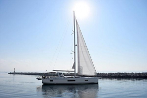 Yacht Psari